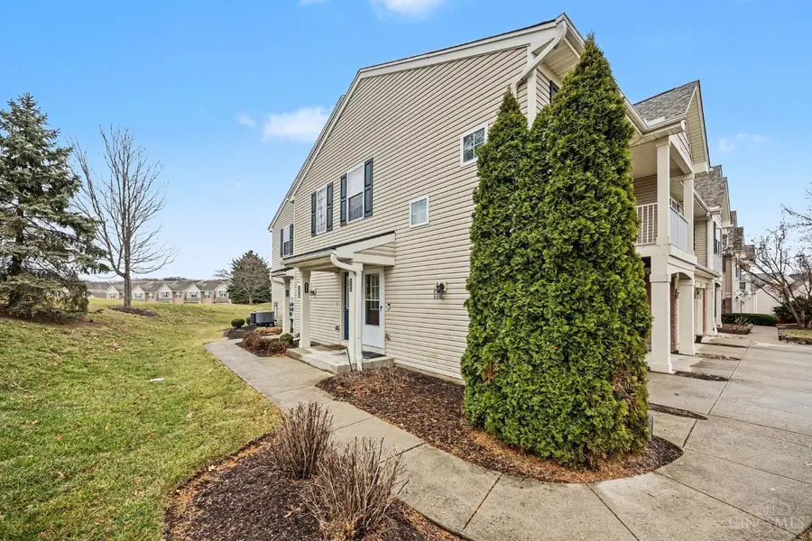 9382 Stoneybrooke #13B, Pleasant Hills, OH 45231 - #2