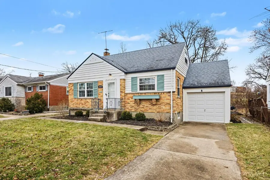 8628 Mockingbird Lane, Finneytown, OH 45231 - #3