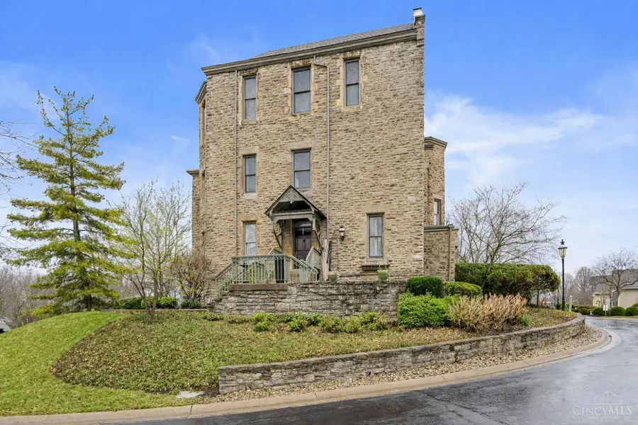 673 Windings Lane #2, Cincinnati, OH 45220 - #2