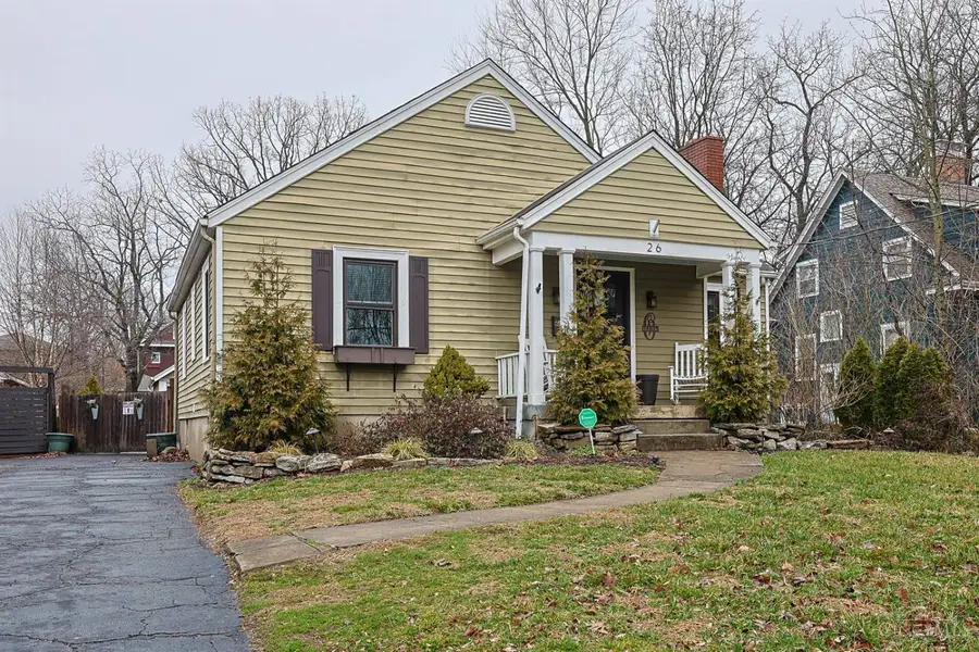 26 W Mills Avenue, Wyoming, OH 45215 - #2