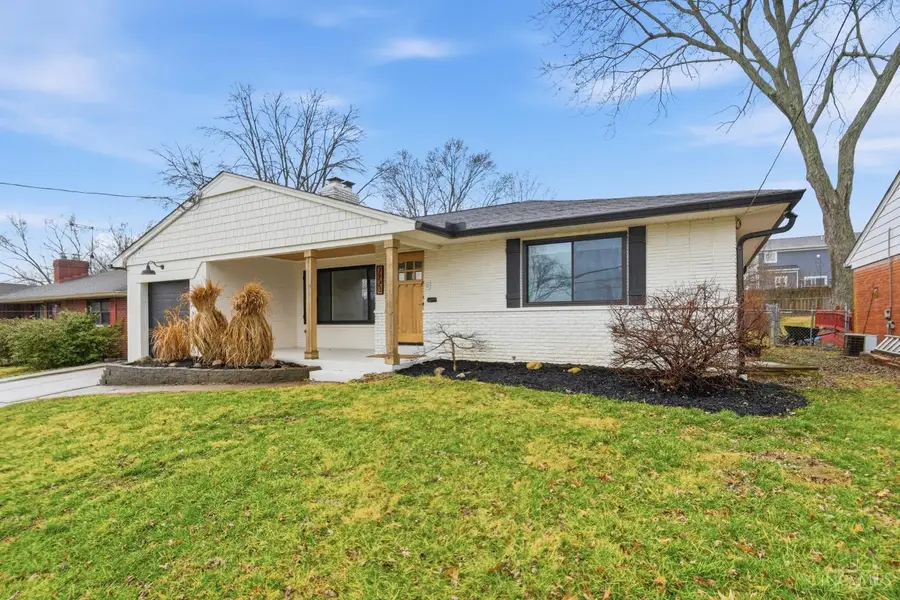7223 Longfield Drive, Madeira, OH 45243 - #2