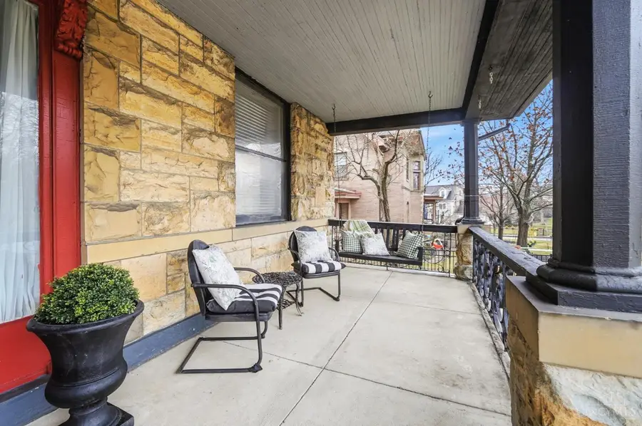 3852 Dakota Avenue, Cincinnati, OH 45229 - #3