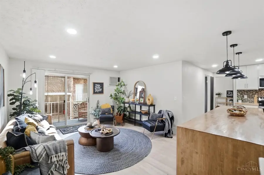 3624 Westwood Northern Boulevard #41, Cheviot, OH 45211 - #2