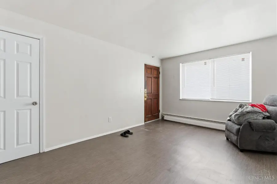 776 Wells Street, Cincinnati, OH 45205 - #3