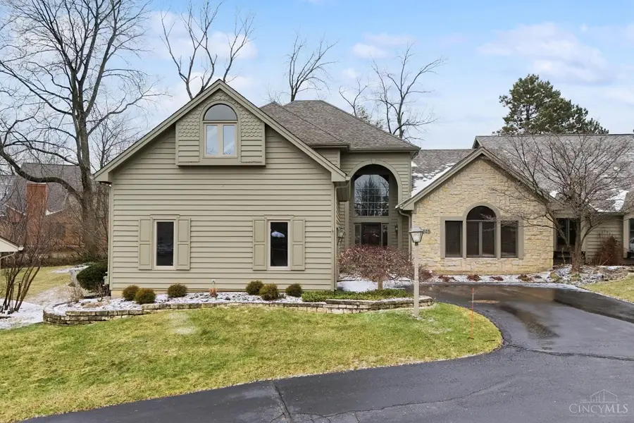 825 Lincoln Woods Court, Kettering, OH 45429 - #2
