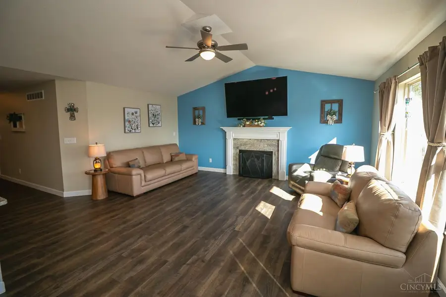 1331 Peregrine Way, Hamilton, OH 45013 - #2