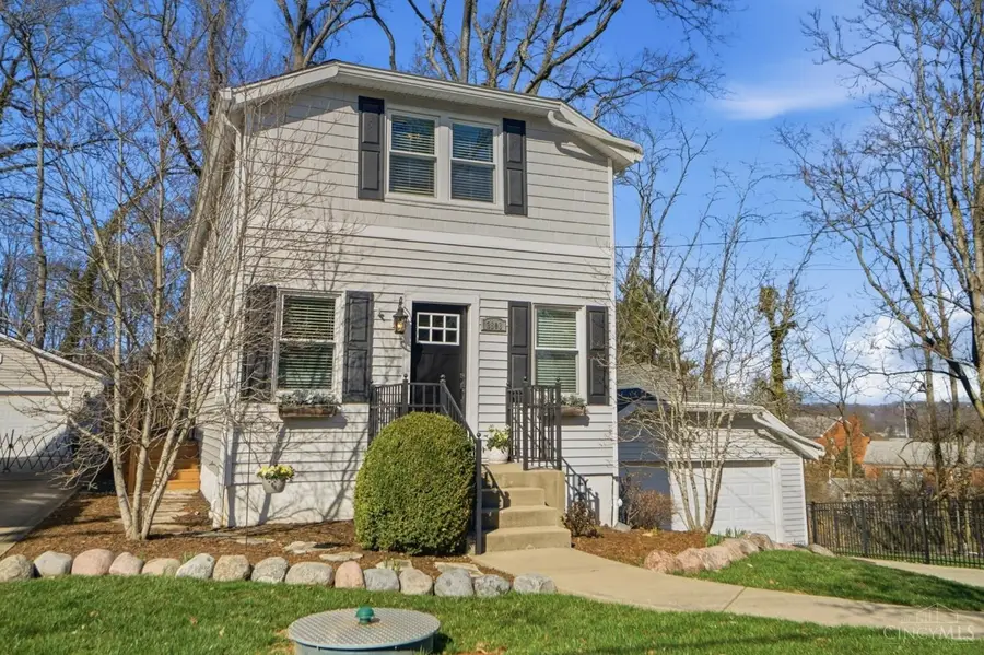 3808 Aylesboro Avenue, Cincinnati, OH 45208 - #3