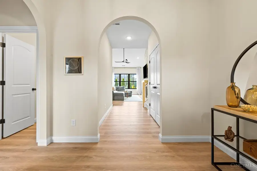 3 Rogan Drive, Glendale, OH 45246 - #3