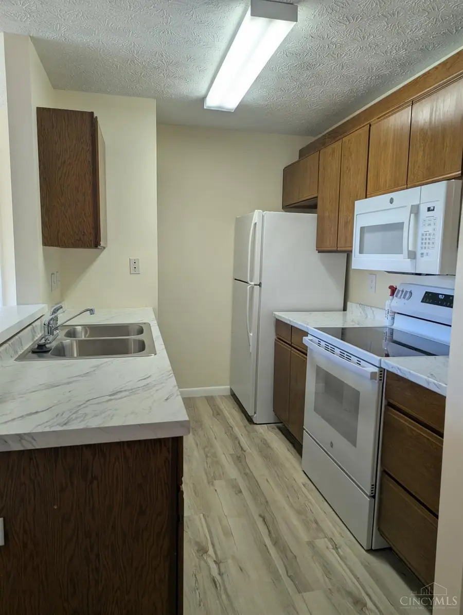 5985 Meadow Creek Drive #8, Milford, OH 45150 - #3