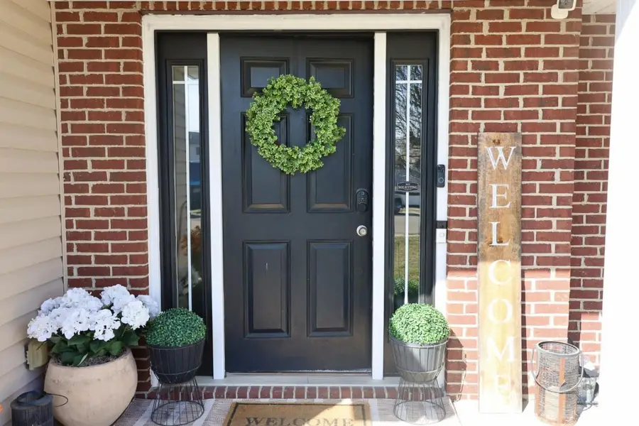 404 Sudbury Drive, Trenton, OH 45067 - #2