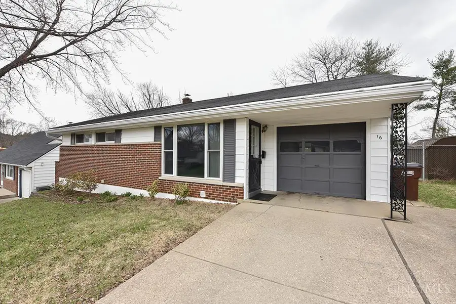 16 Japonica Drive, Greenhills, OH 45218 - #2