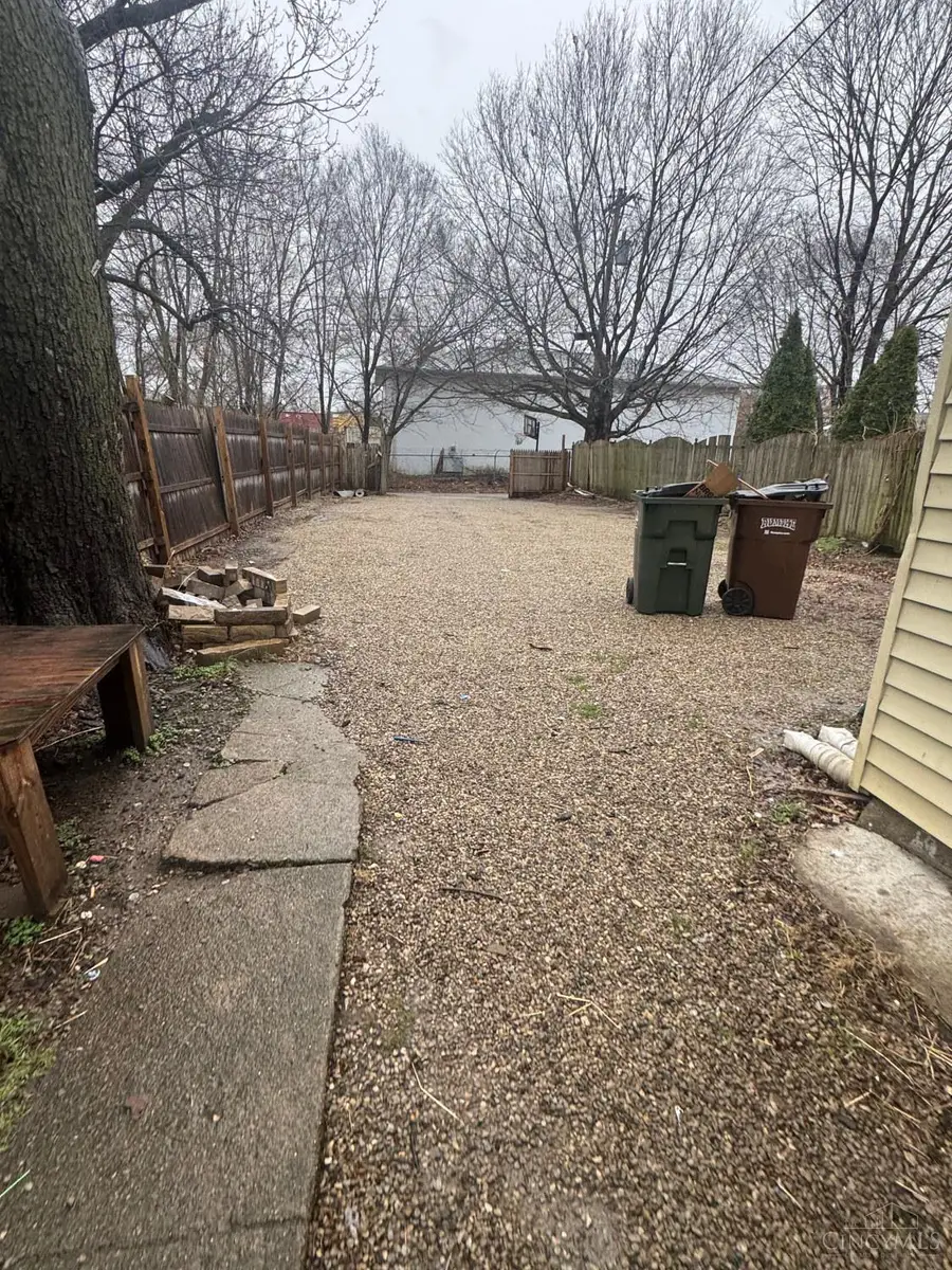 1518 Pleasant Avenue, Hamilton, OH 45015 - #3