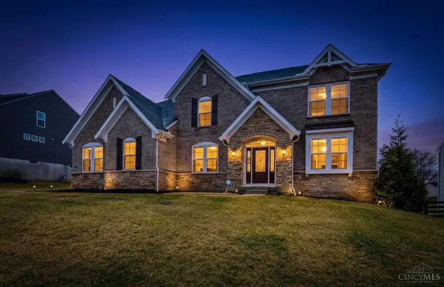 5671 Ferdinand Drive, West Chester, OH 45069 - #2