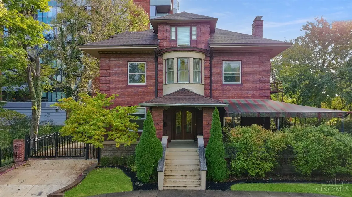 2100 St James Avenue, Cincinnati, OH 45206 - #1