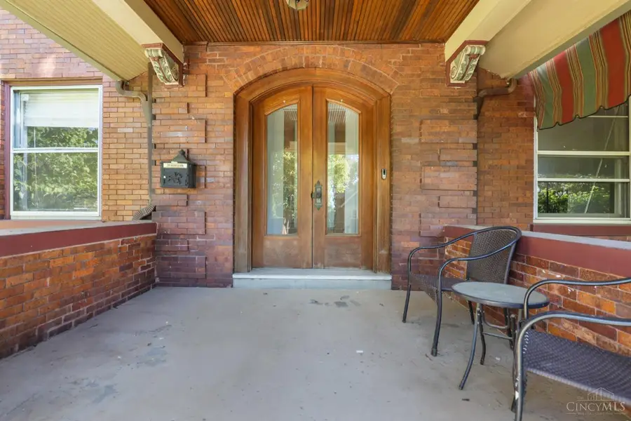 2100 St James Avenue, Cincinnati, OH 45206 - #3