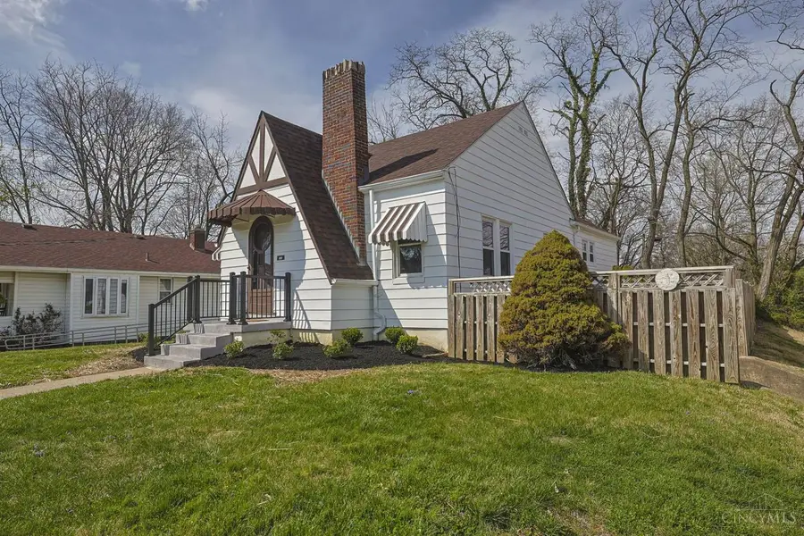 1832 Dallas Avenue, North College Hill, OH 45239 - #2