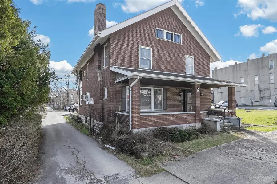 137 E Main Street, Hillsboro, OH 45133 - #2