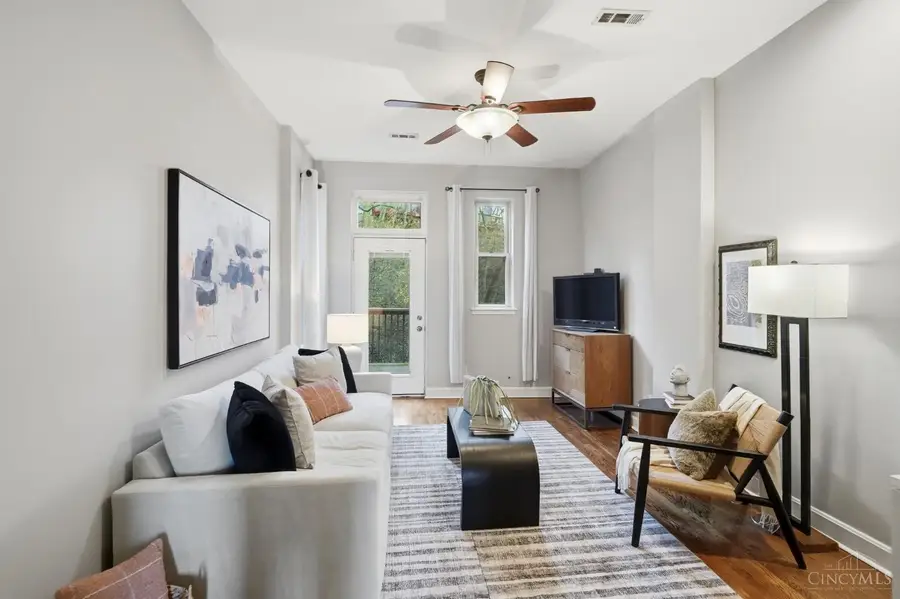 2156 Gilbert Avenue #B, Cincinnati, OH 45206 - #3