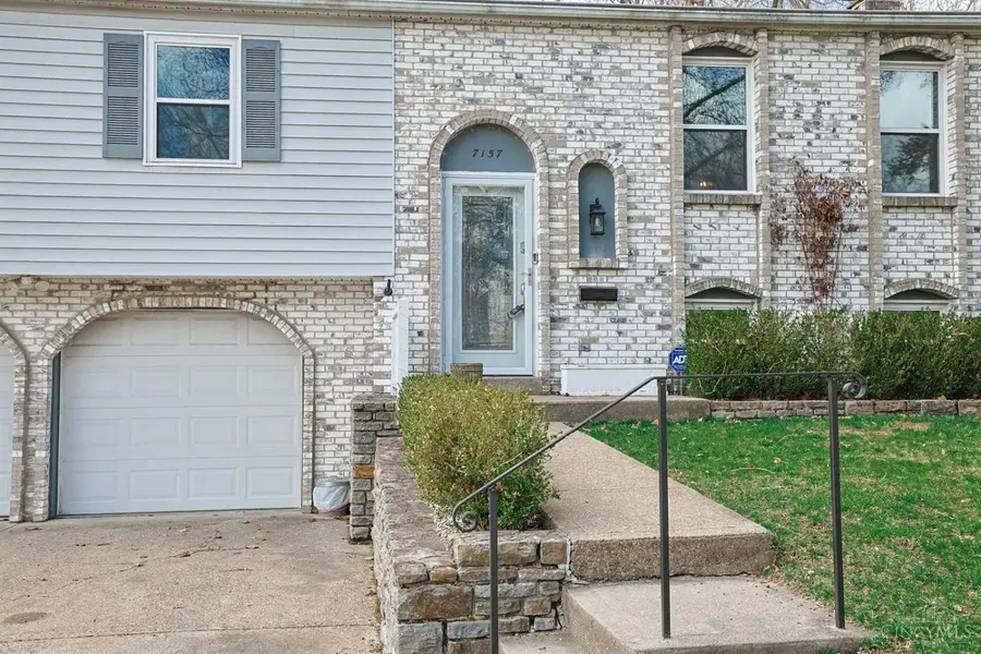 7157 Grantham Way, Anderson, OH 45230 - #3