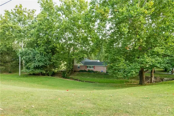 1020 N Eleventh Street, Miamisburg, OH 45342