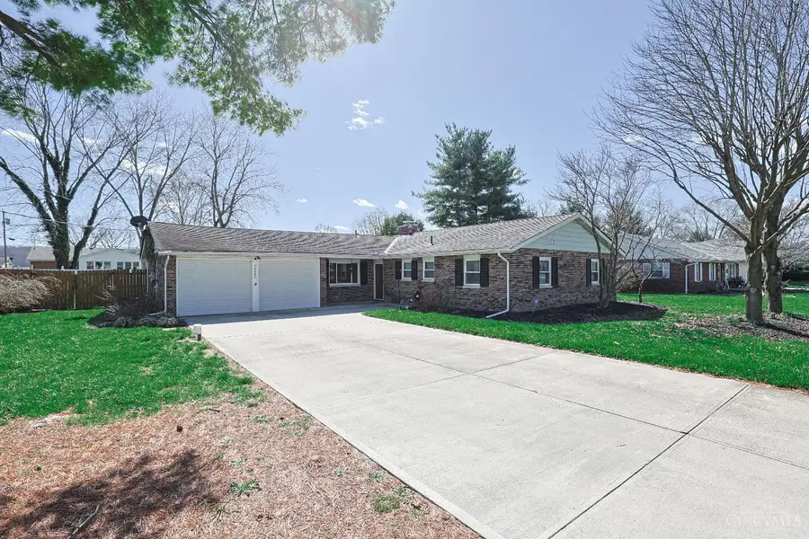 5665 River Road, Fairfield, OH 45014 - #2