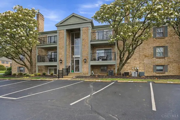 9750 Bunker Hill Lane #60, Montgomery, OH 45242