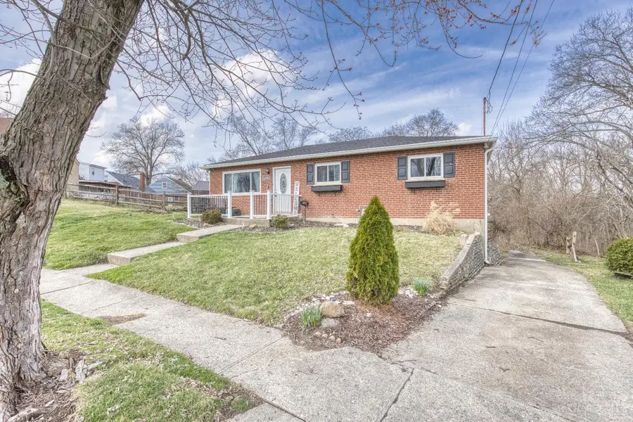 4206 Skylark Drive, Delhi, OH 45238 - #2