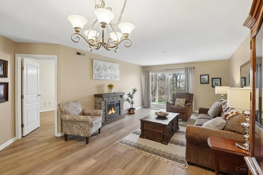 1200 Cobblestone Court #103, Mulberry, OH 45150 - #3