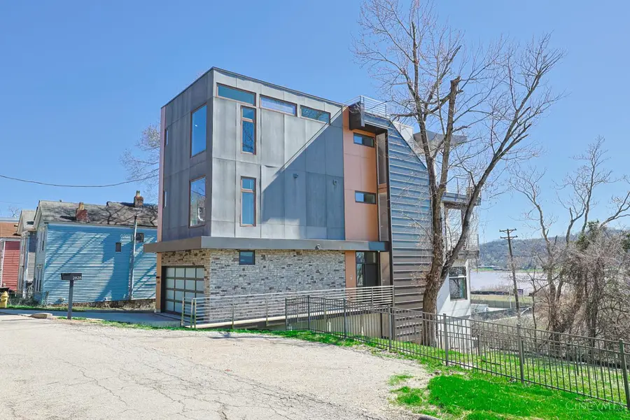 2828 Hoff Avenue, Cincinnati, OH 45226 - #2