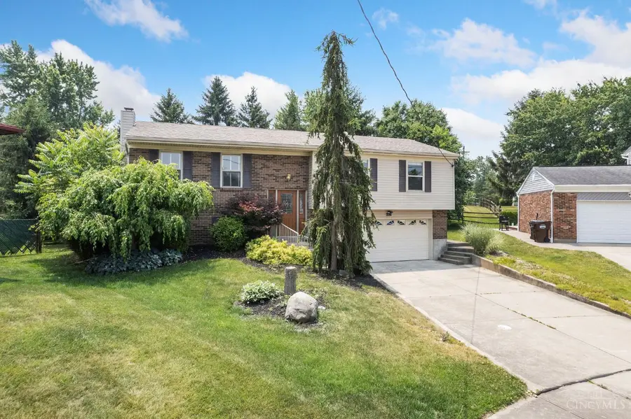 1407 Graymont Court, Pleasant Run Farm, OH 45240 - #2