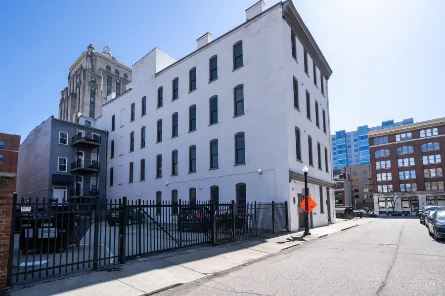 813 Broadway Street #101, Cincinnati, OH 45202 - #2