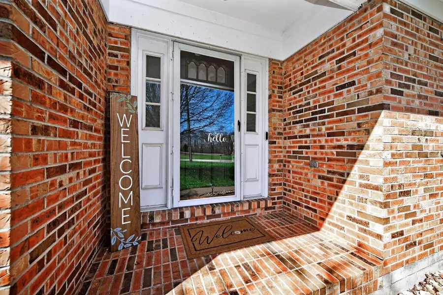 414 Castle Avenue, Mount Orab, OH 45154 - #2