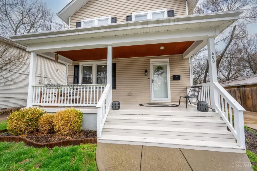 608 Park Avenue, Loveland, OH 45140 - #2