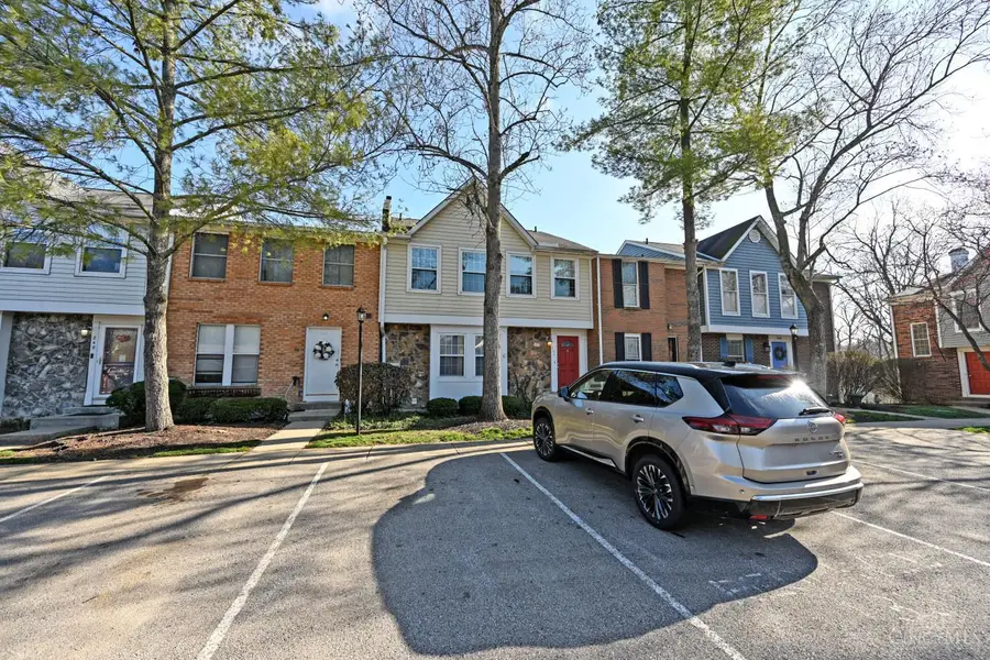 844 S Woodlyn Drive, Anderson, OH 45230 - #2