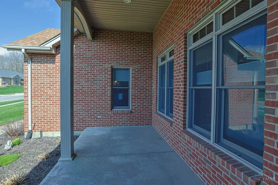 1305 Courtney Drive, Hamilton, OH 45013 - #3