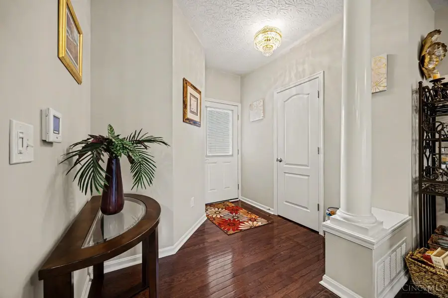 9370 Bridgecreek Drive, Pleasant Hills, OH 45231 - #3