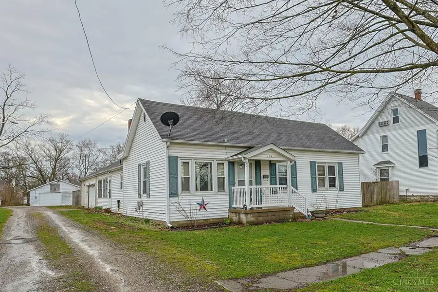 125 W Fancy Street, Blanchester, OH 45107 - #2