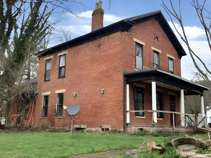 208 Main Street, Higginsport, OH 45131 - #2