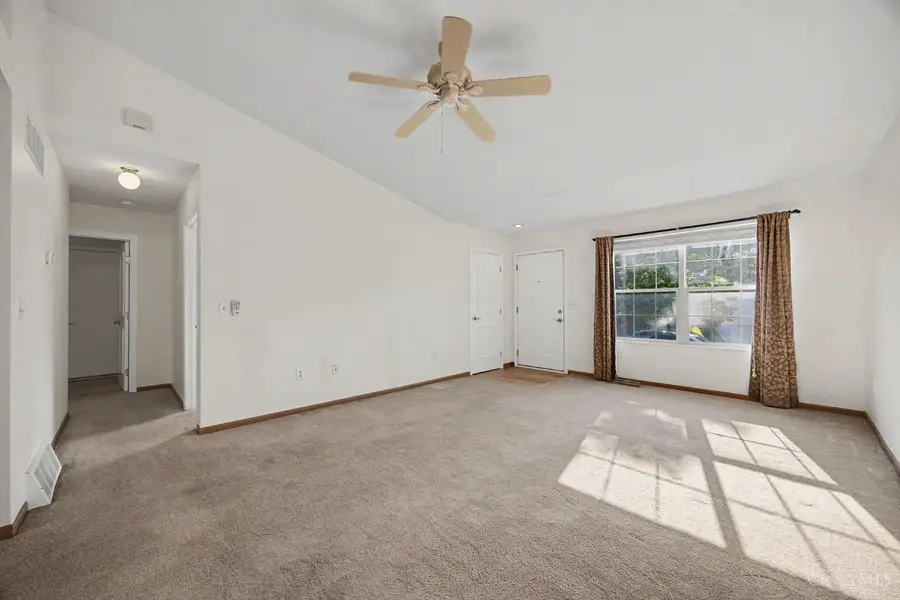 529 Weeping Willow Lane, Warren, OH 45039 - #2