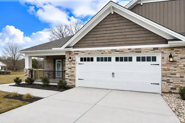 5017 Waterford Lane, Middletown, OH 45042