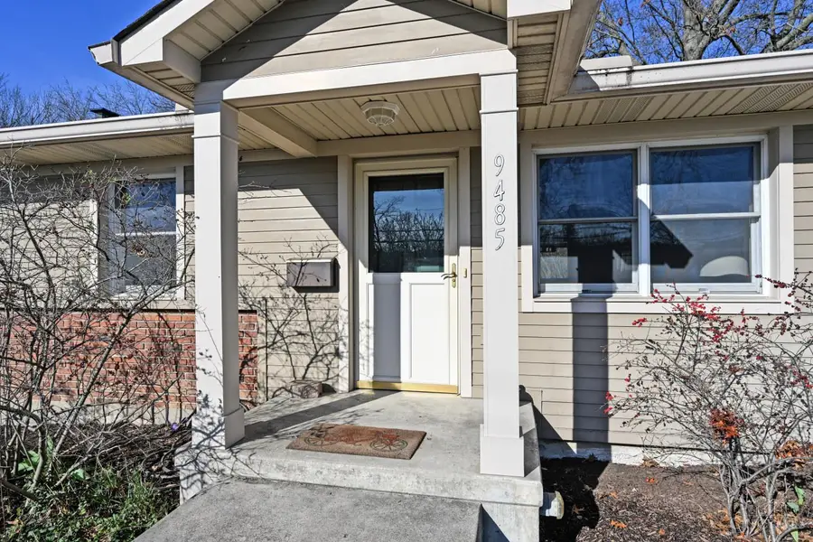 9485 Wynnecrest Drive, Blue Ash, OH 45242 - #2