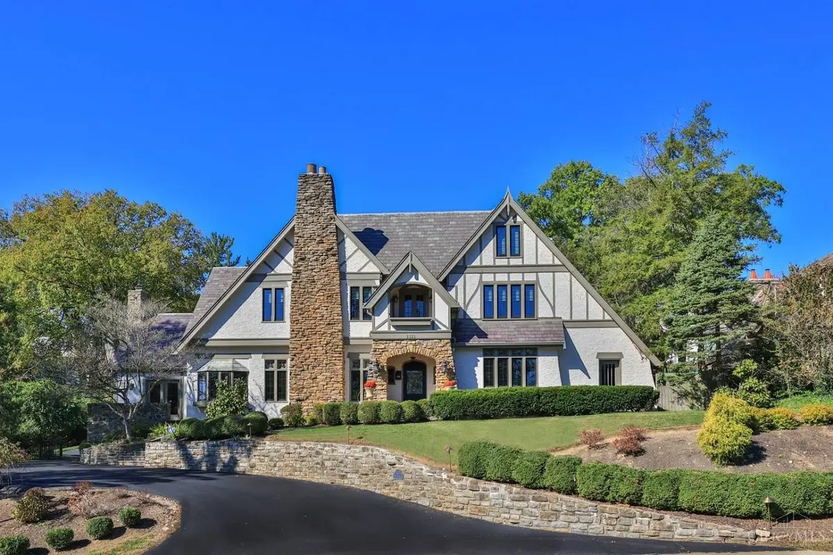 1121 Edwards Road, Cincinnati, OH 45208 - #1