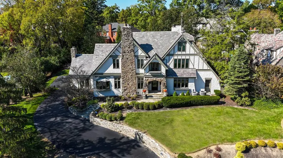 1121 Edwards Road, Cincinnati, OH 45208 - #2