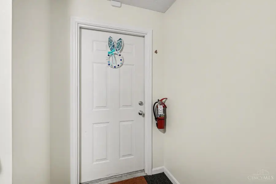 837 Neeb #4, Delhi, OH 45233 - #2