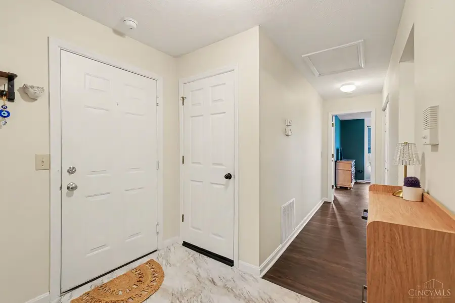 837 Neeb #4, Delhi, OH 45233 - #3