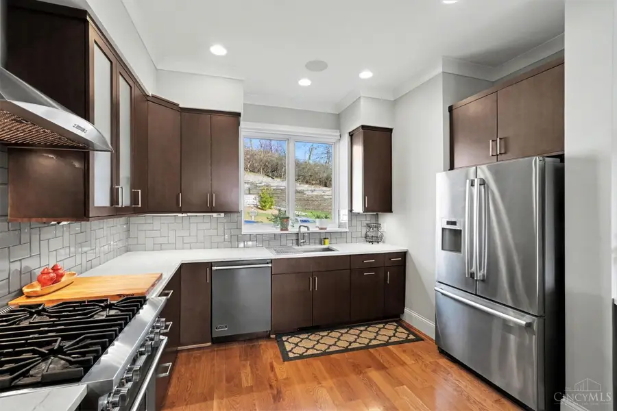 5971 Woodland Lane, Columbia, OH 45227 - #2