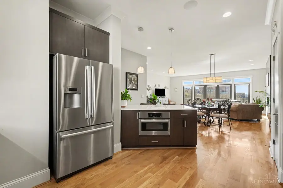 5971 Woodland Lane, Columbia, OH 45227 - #3