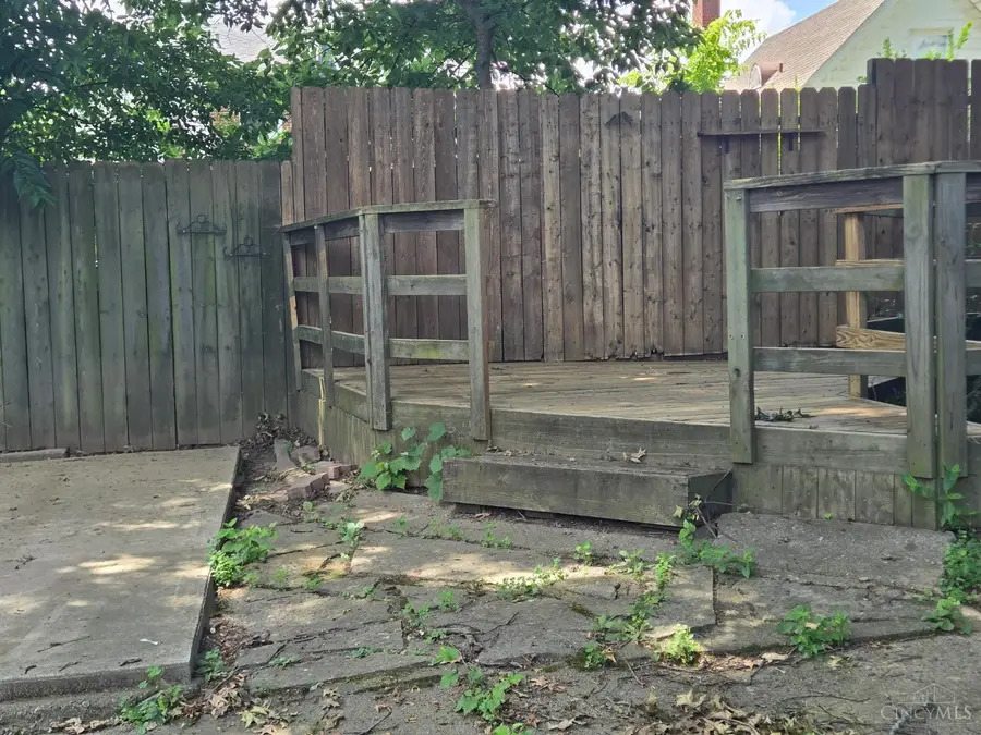 5005 Western Hills Avenue, Cincinnati, OH 45238 - #2