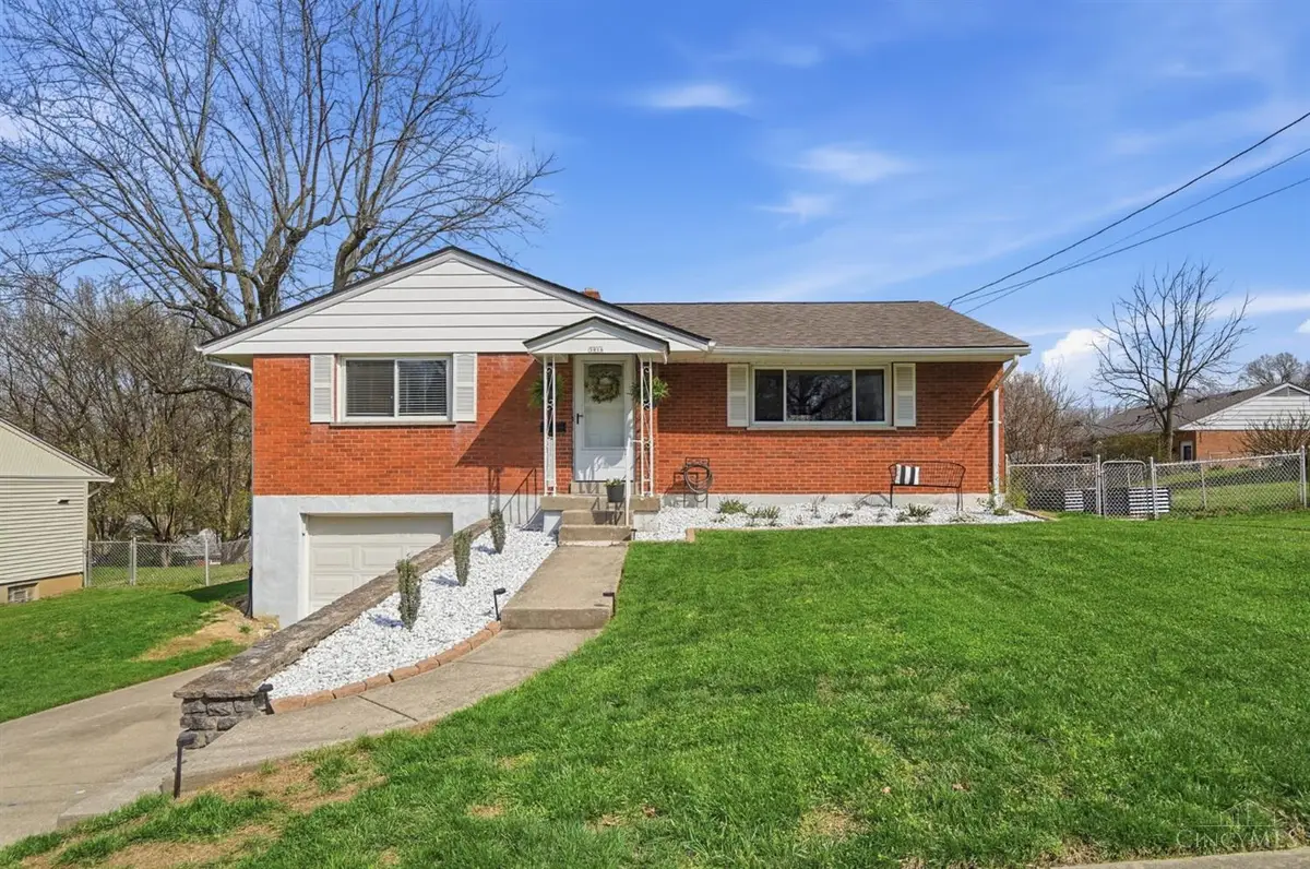 3916 Ridgecombe Drive, Green, OH 45248 - #1