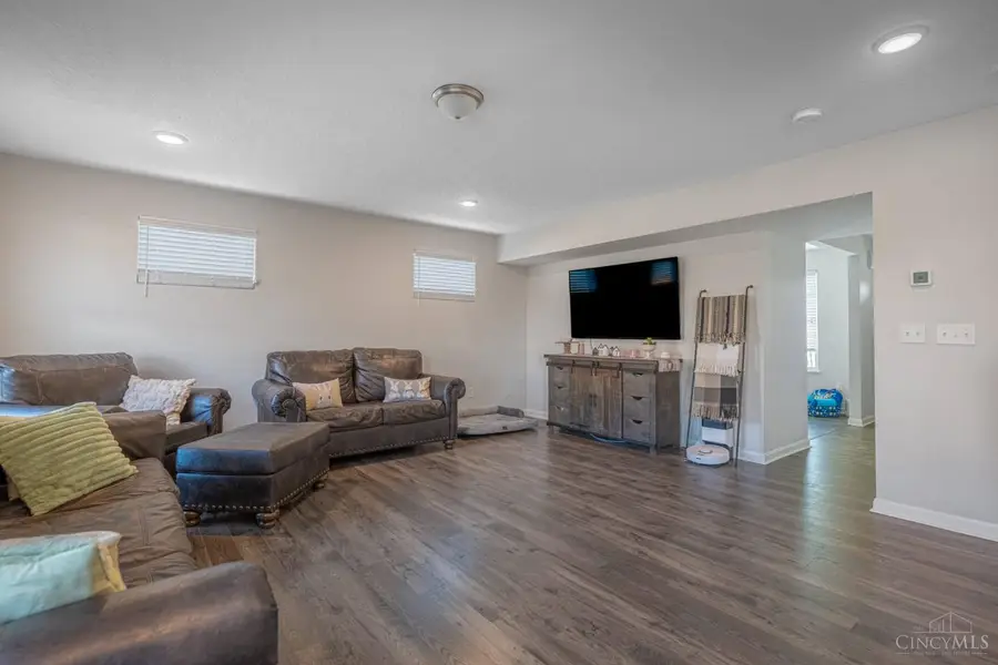 1512 Knightsbridge Court, Carlisle, OH 45005 - #3